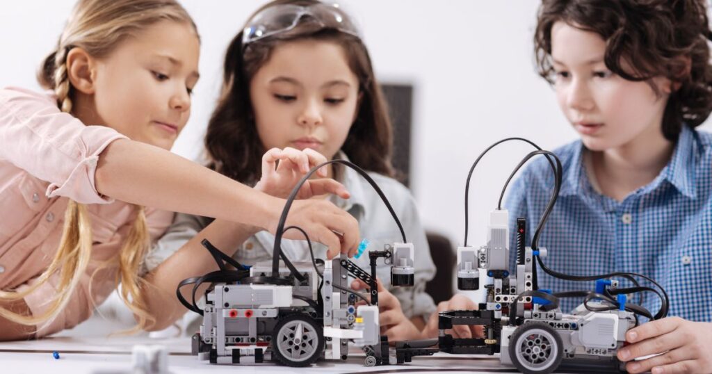 Creative Business Ideas for Kids - 25 Best Small Business Ideas for Kids - 2025 Creative Business Ideas for Kids