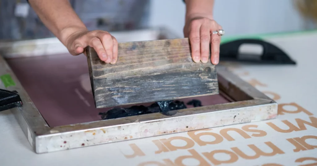 Which is Right for Your T-shirt Business? - What is screen printing?